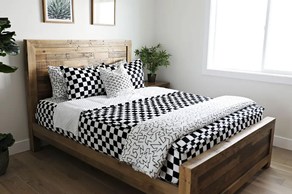 Beddy's Full Black and White Checkerboard Bedding Collection-1