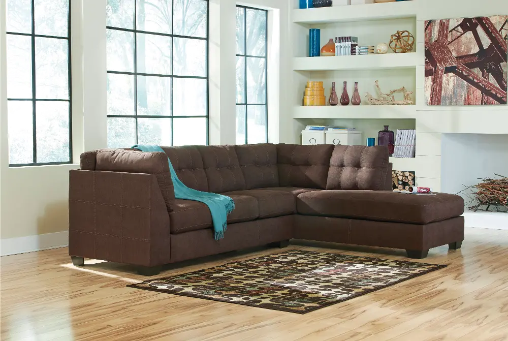 Maier 2-Piece Right-Facing Chaise Sectional-1