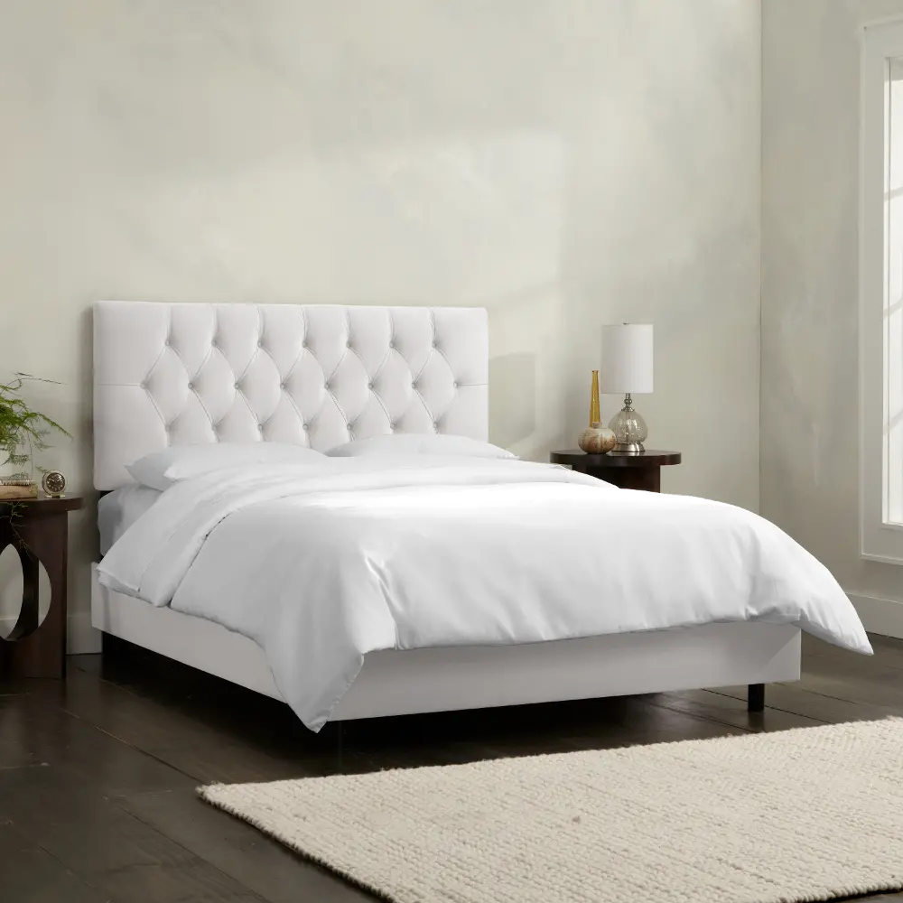 542BEDVLVWHT Julia Velvet White Tufted Queen Upholstered Bed - Skyline Furniture-1