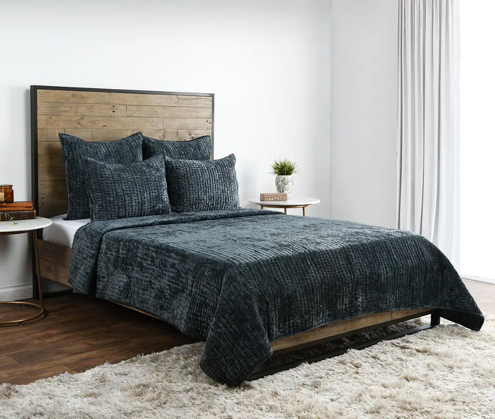 Green Velvet King 3 Piece Bedding Collection - Bari-1