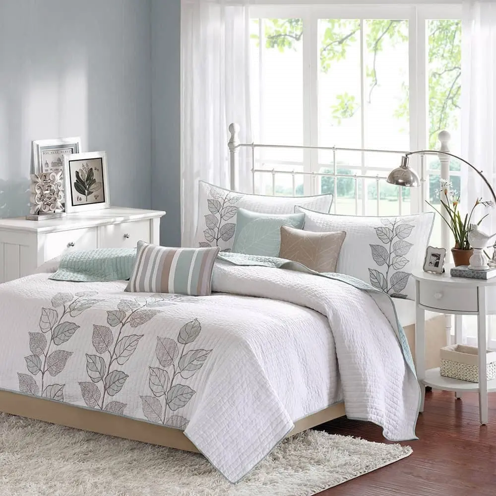 Blue and White 6 Piece Queen Caelie Bedding Collection-1