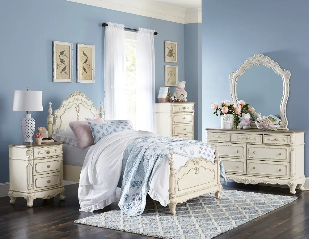 Traditional Antqiue White 4 Piece Twin Bedroom Set - Madi-1