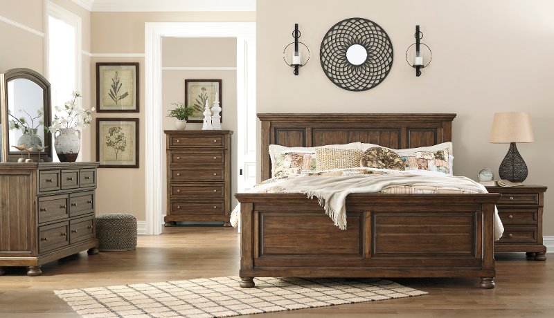 Traditional Brown 4 Piece King Bedroom Set - Branburry