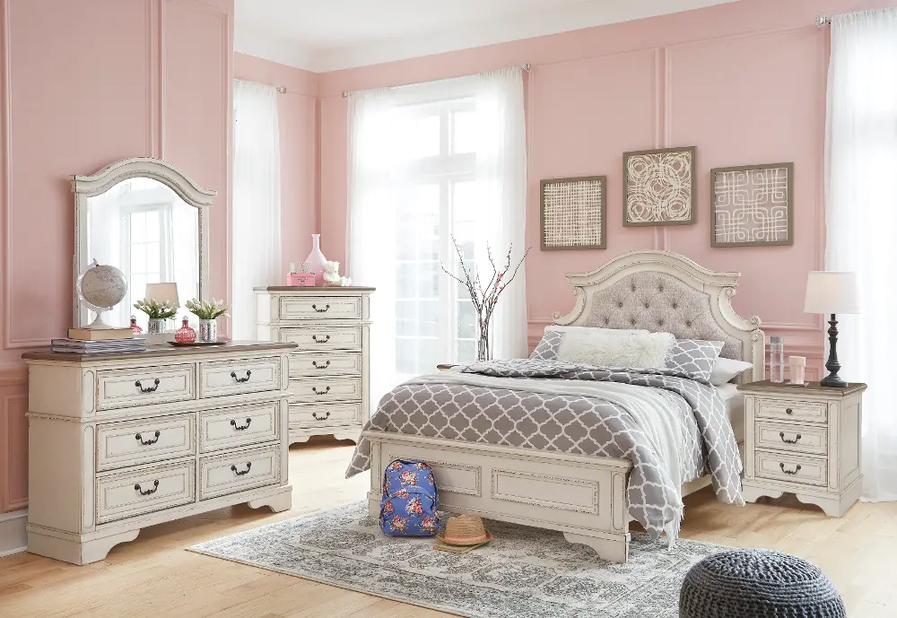 Amie Antiqued White 4 Piece Full Bedroom Set-1
