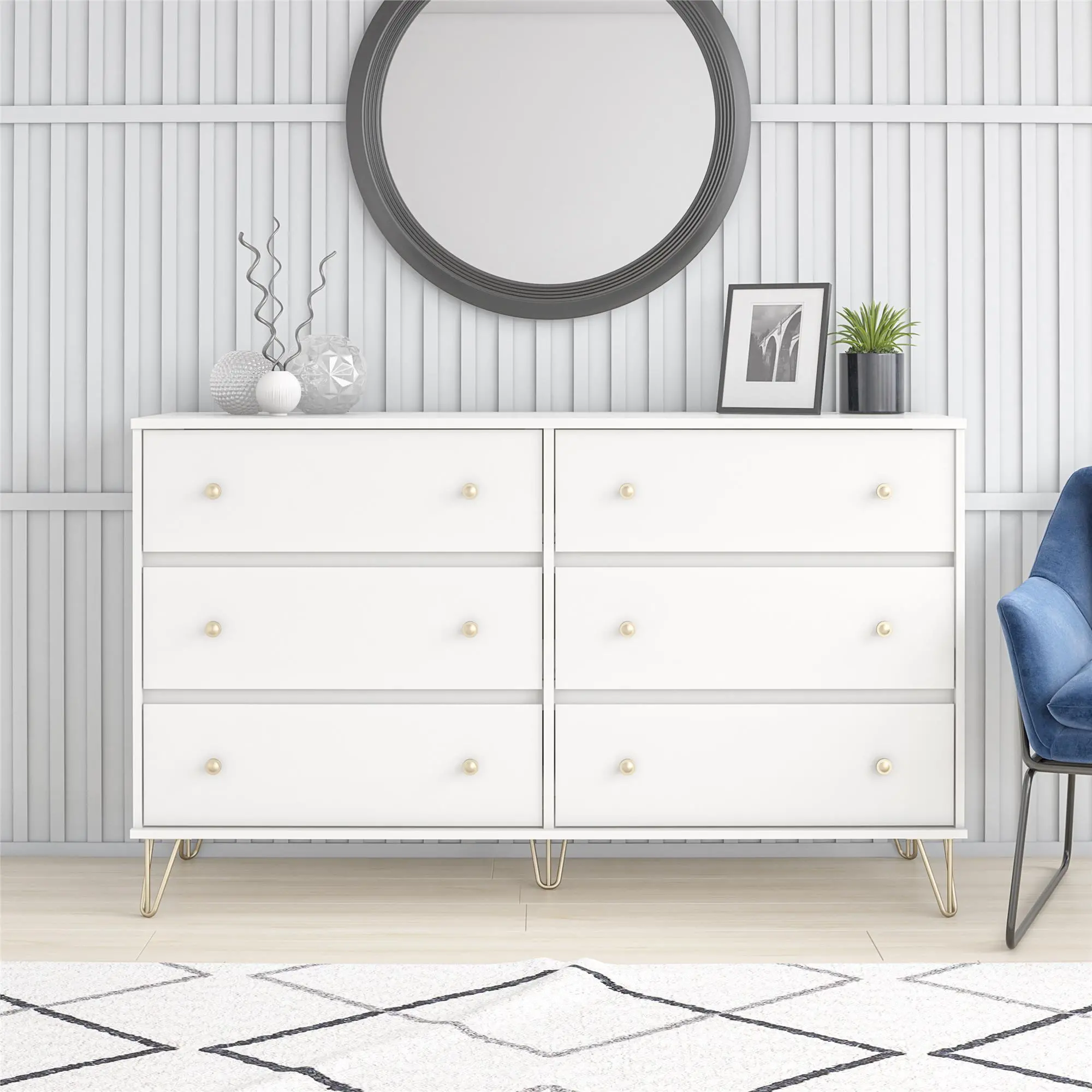 Finley Contemporary White 6-Drawer Dresser
