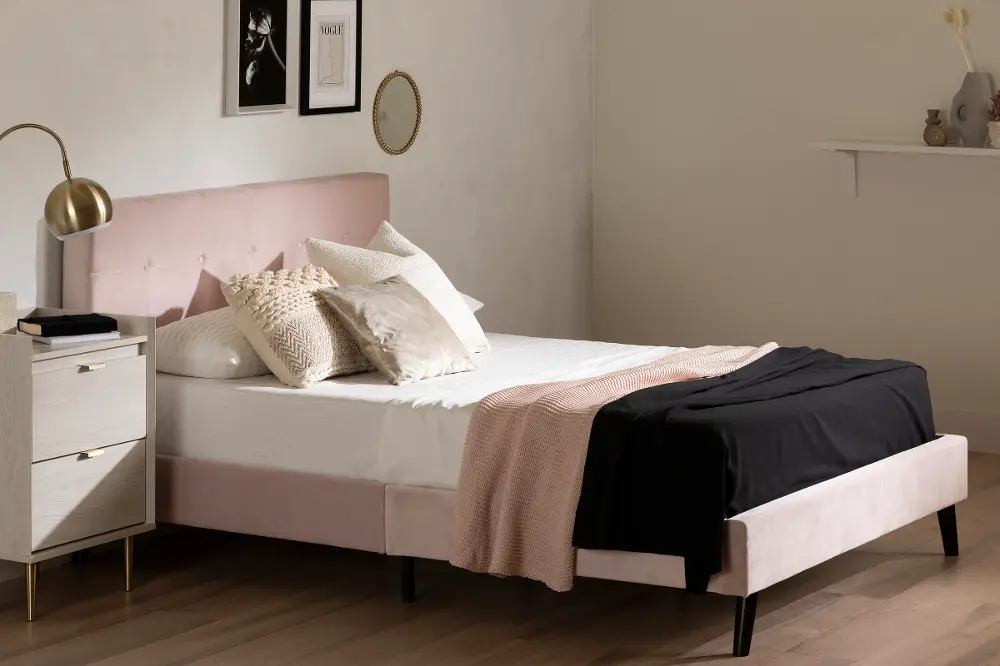 13740 Maliza Pale Pink Queen Upholstered Platform Bed - South Shore-1