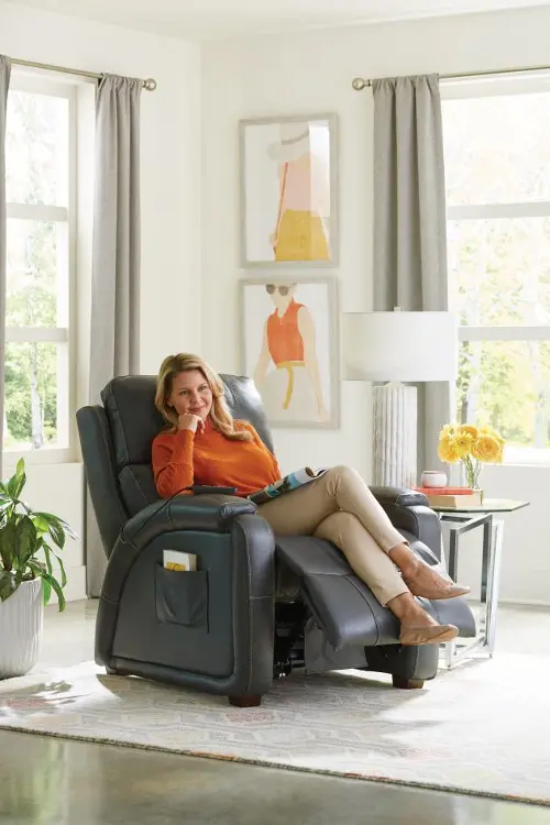 Recliner chair that online goes flat