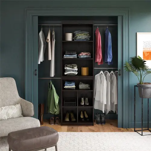 Built-In Closet Organizer