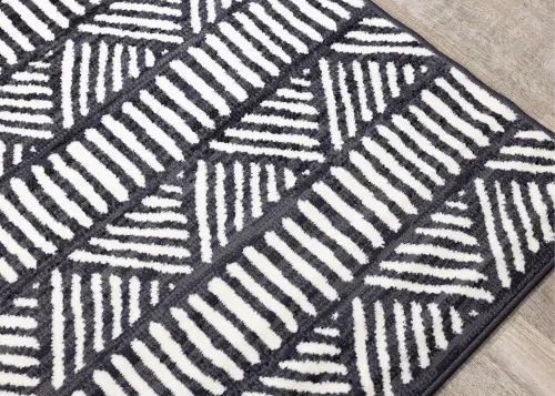 Faira Area Rug