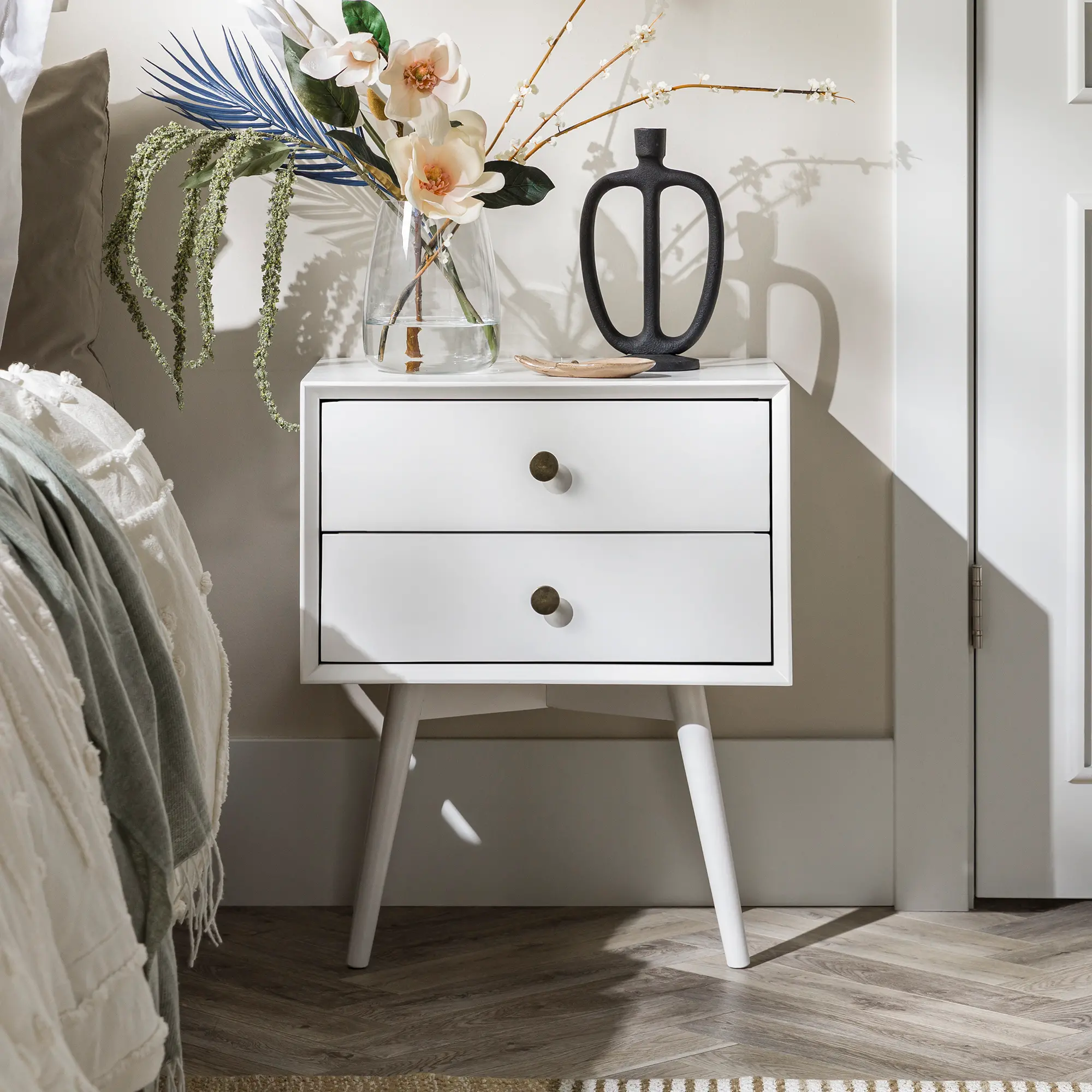 Mid Century White 2-Drawer Nightstand