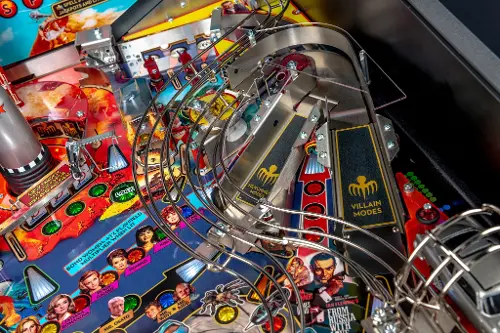 Stern James Bond 007 Pro - Dr. No Pinball