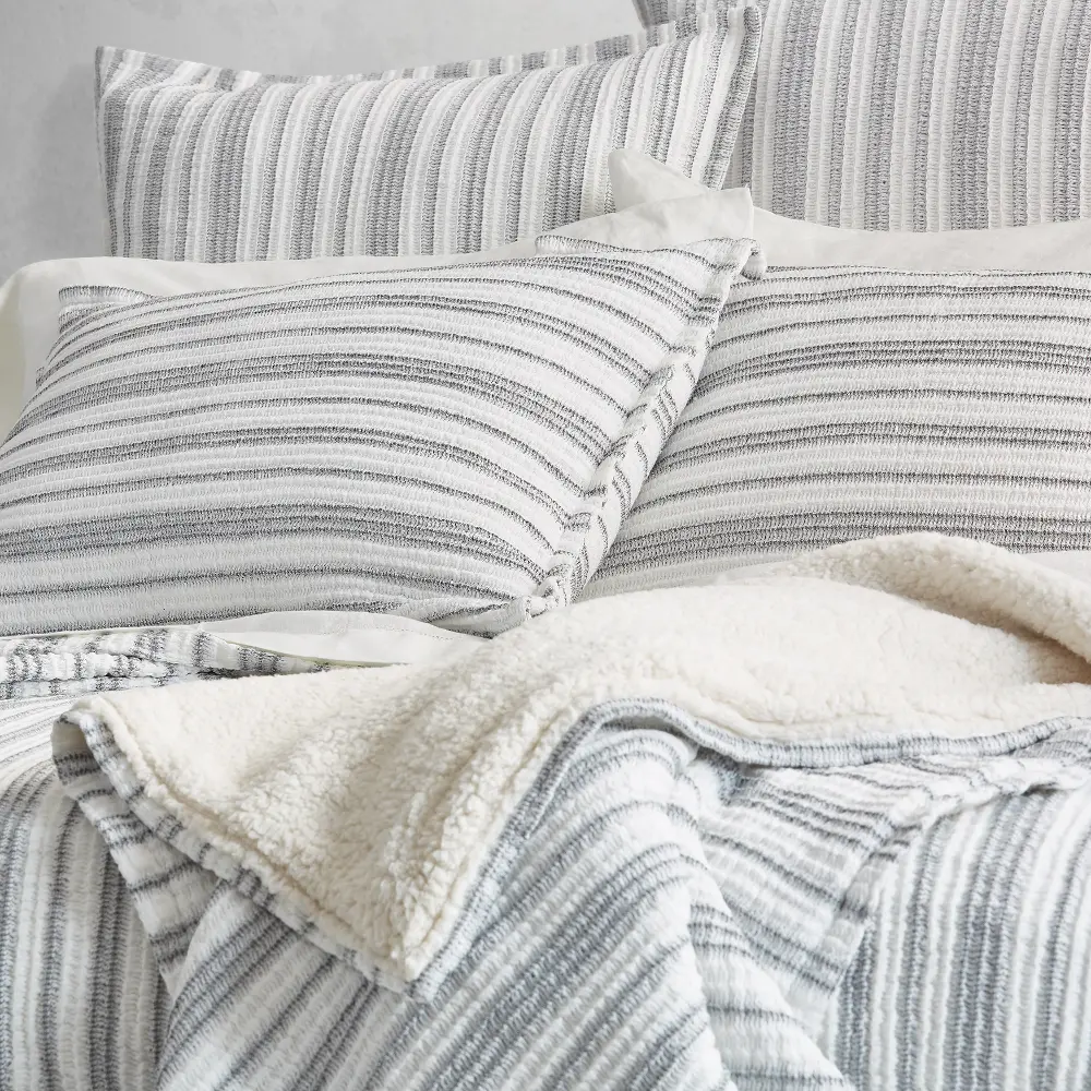 J. Queen Modern Coachella White Throw-2