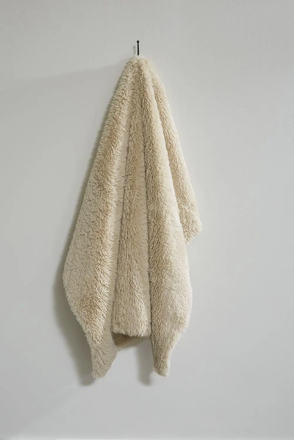 Stephanie Yakety Yak Natural Fur Throw-1