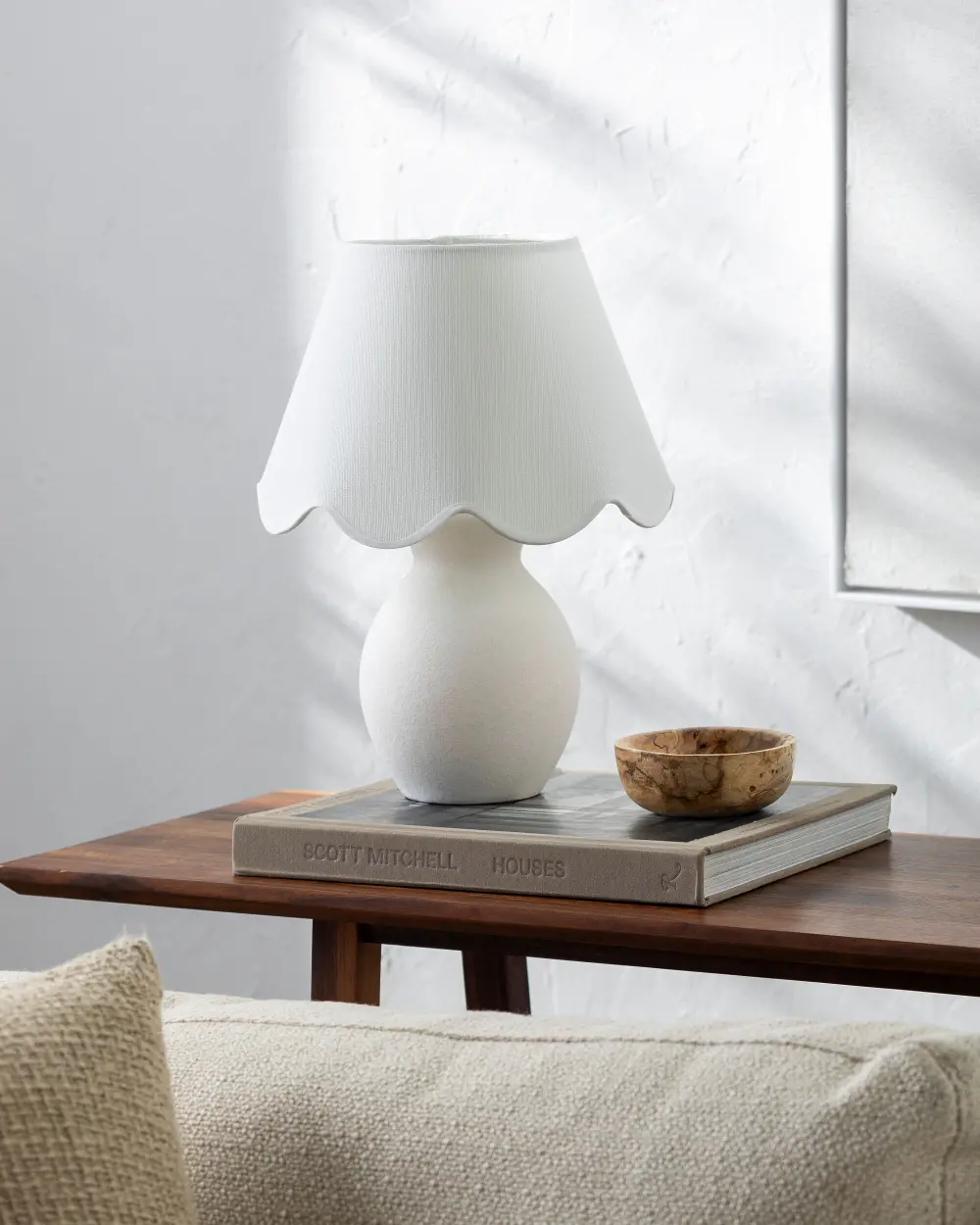 Dolce Scalloped Accent Table Lamp-1