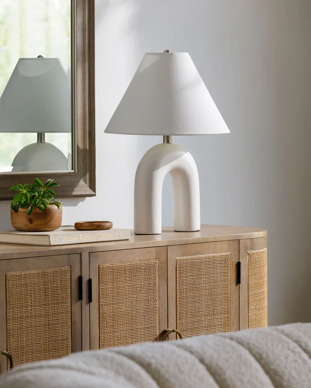 Marquise Arch Accent Table Lamp-1