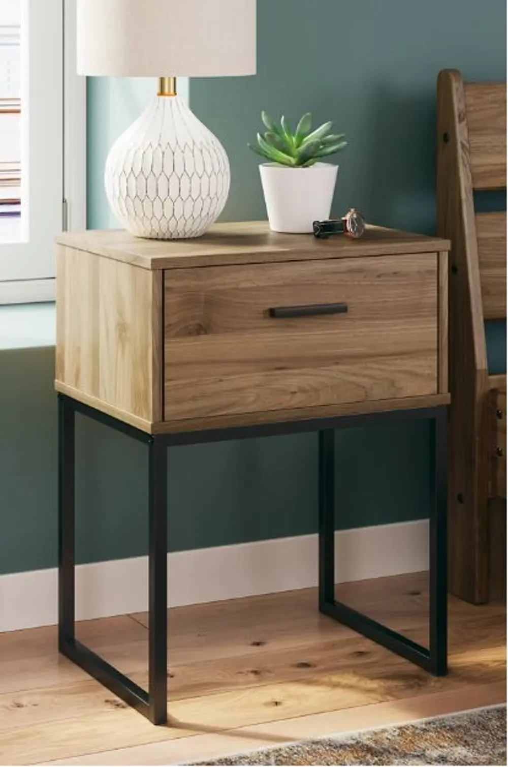 Pleasanton One Drawer Nightstand-2