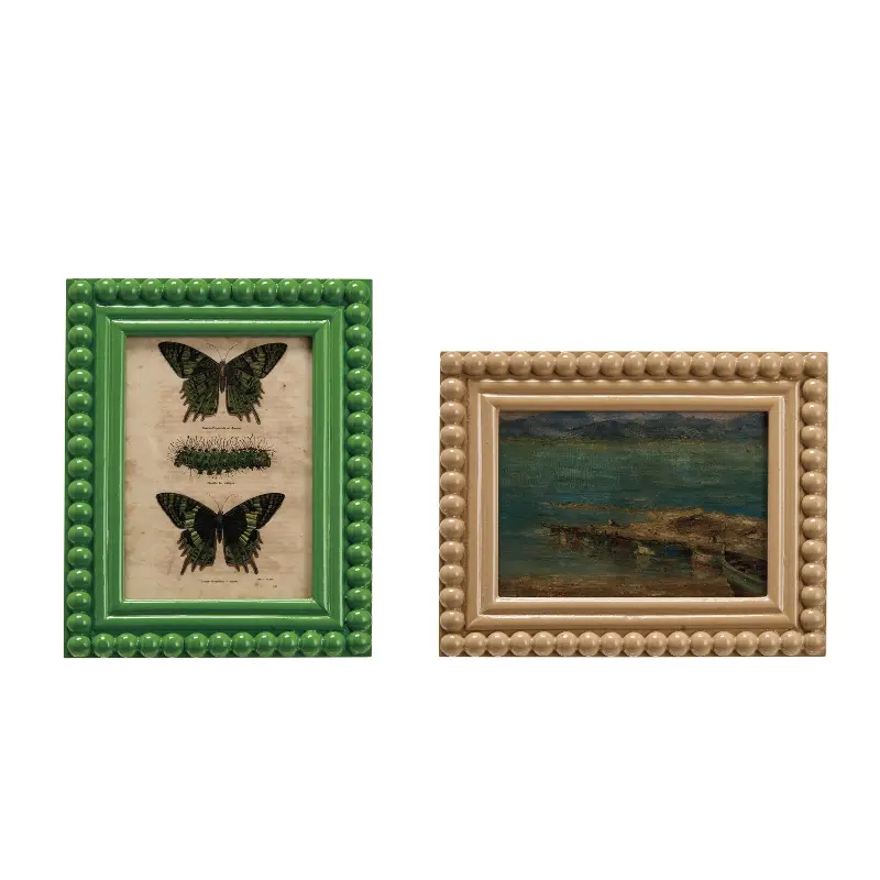 Assorted Picture Frame With Vintage Art