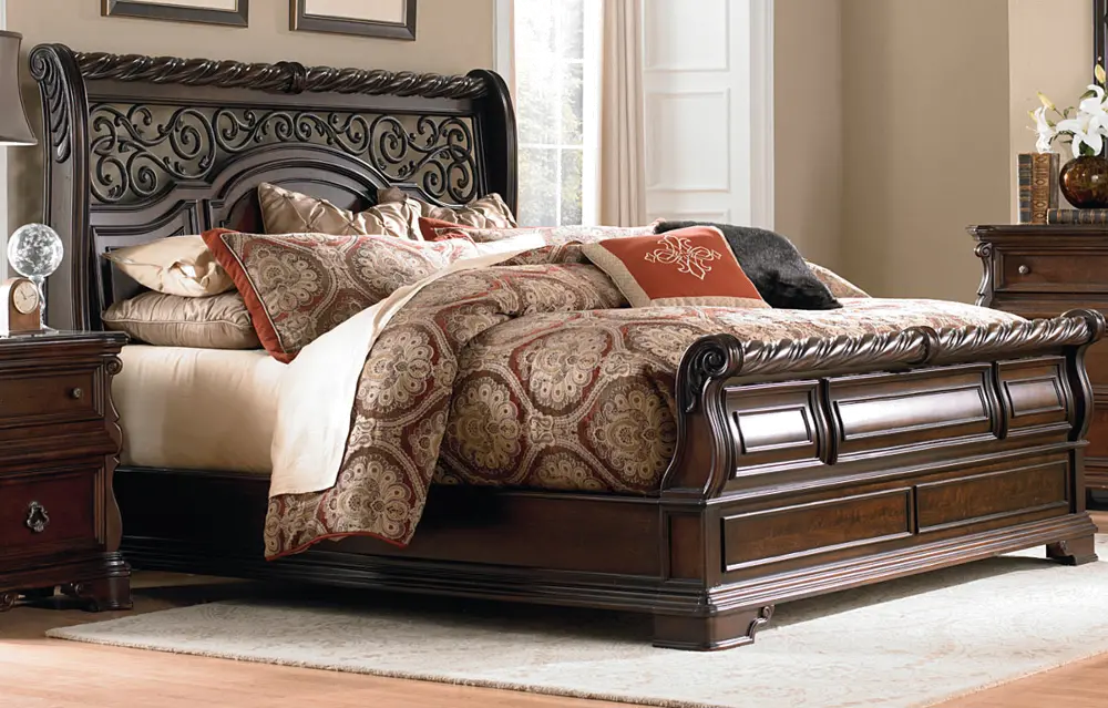 575/SLEIGHBED5/0 Traditional Brown Queen Bed - Arbor Place-1