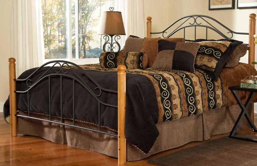 Winsloh Metal and Wood Full Bed-1