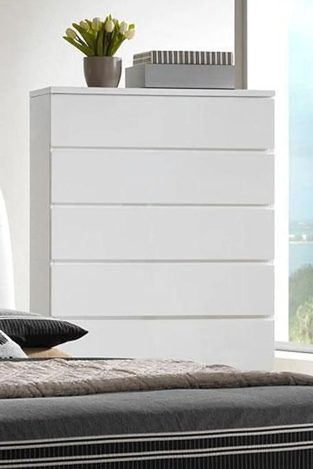 White Modern Chest of Drawers - Avery-1