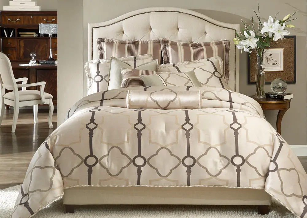 Pearl Keystone Queen Bedding Collection-1