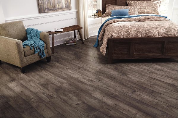 Laminate Wood Flooring Waterproof Rc Willey Furniture Mannington Woodlands Maple Laminate